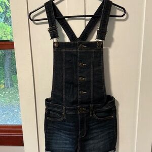 Overall shorts